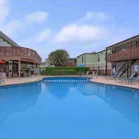 Beautiful/Spacious 2 Bedroom Houston Near Galleria Zewnętrze zdjęcie